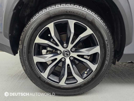 Lexus NX — photo 05