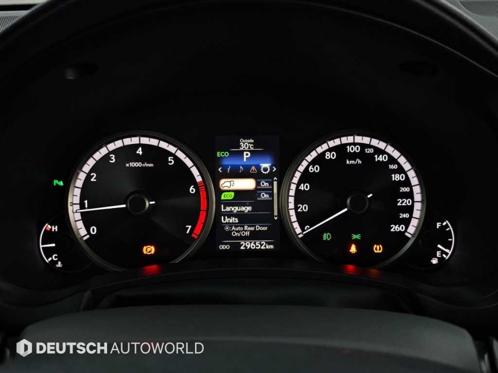 Lexus NX — photo 08