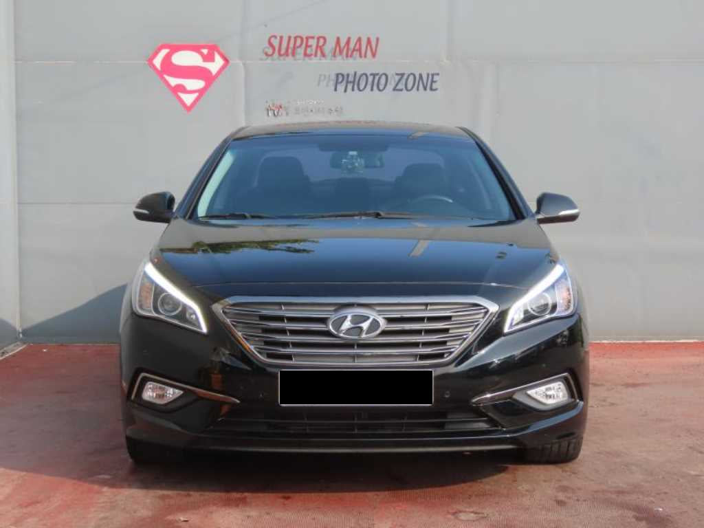 Hyundai Sonata — photo 02