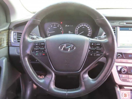 Hyundai Sonata — photo 10