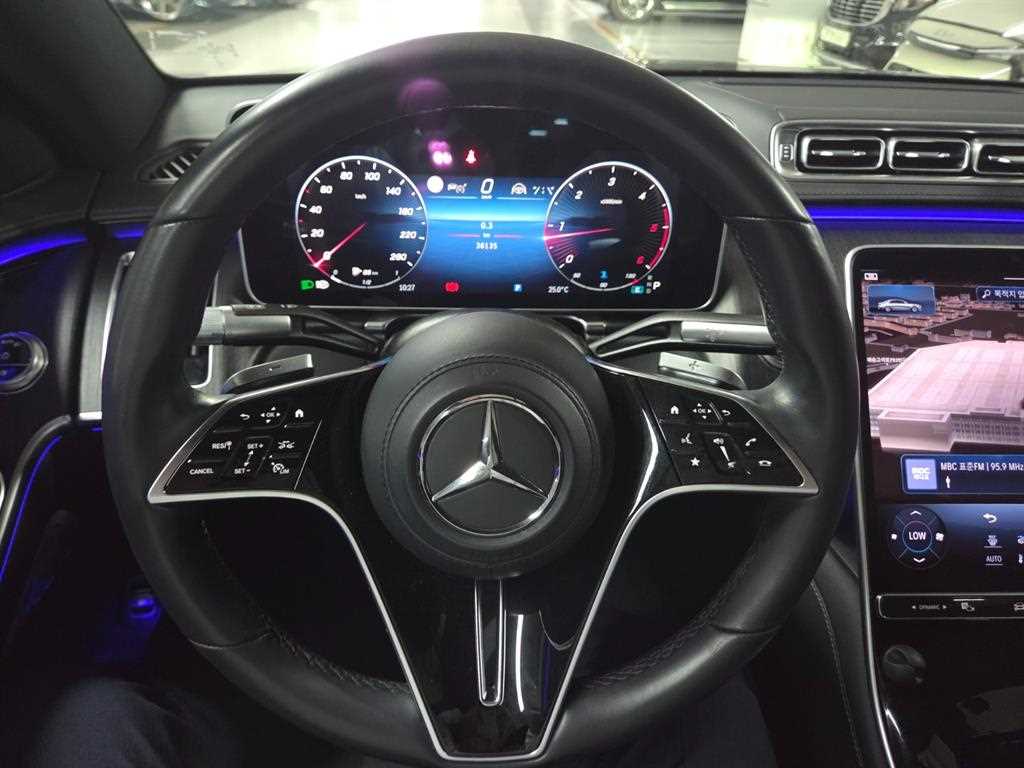 Mercedes-Benz S-Class — photo 07