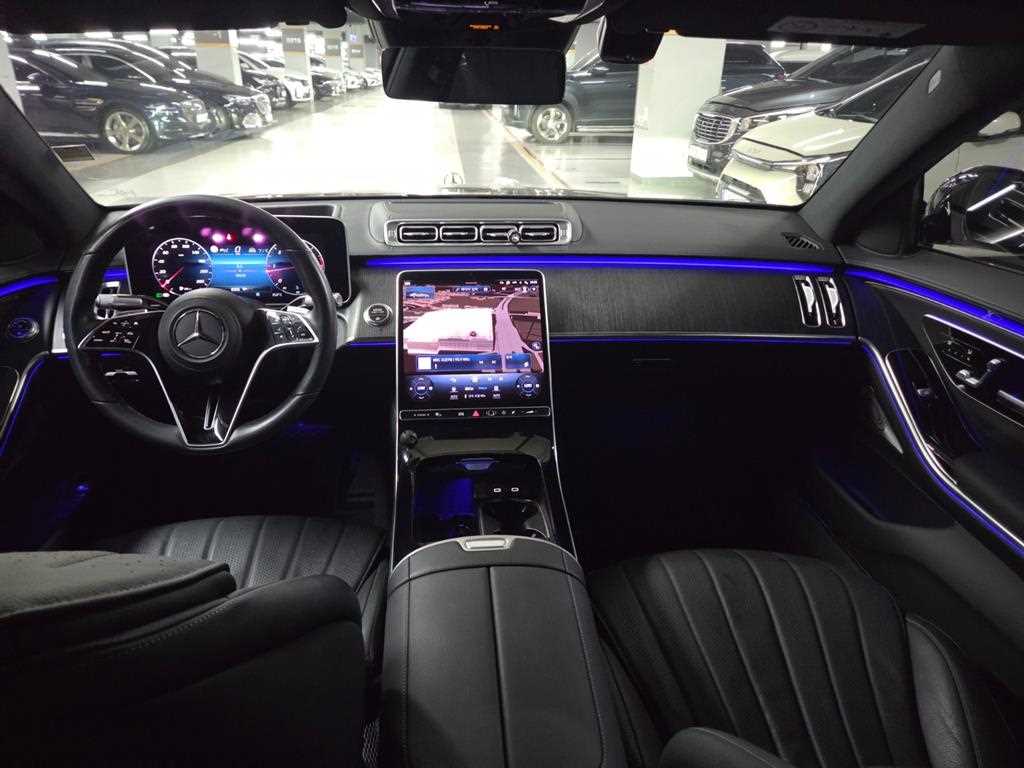 Mercedes-Benz S-Class — photo 14