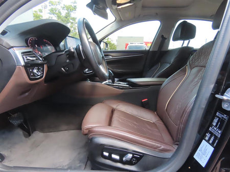BMW 5-Series — photo 15