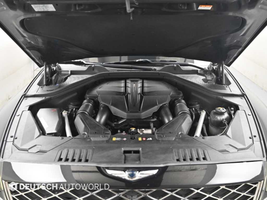 Genesis GV80 — photo 06