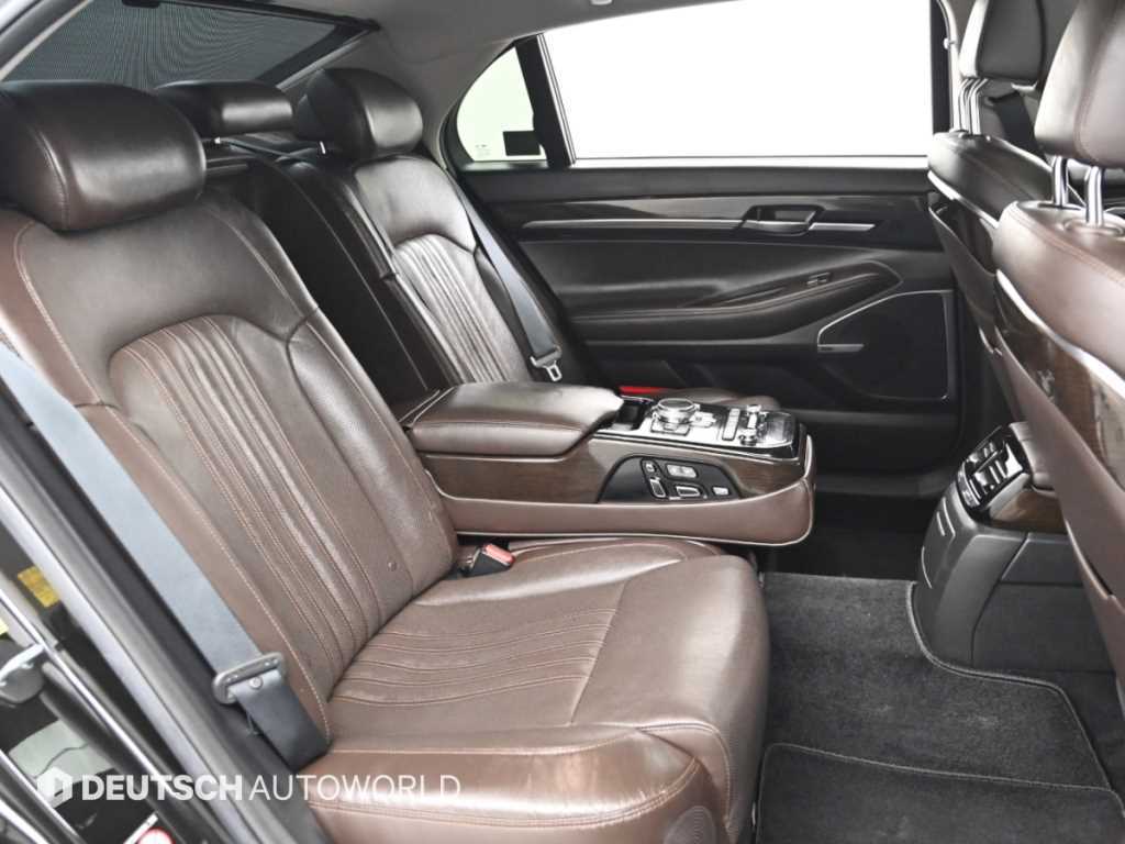 Genesis EQ900 — photo 12