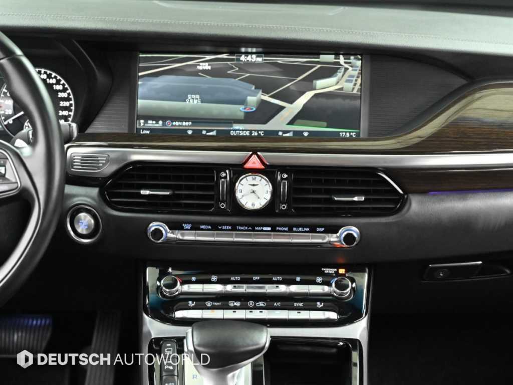 Genesis EQ900 — photo 14