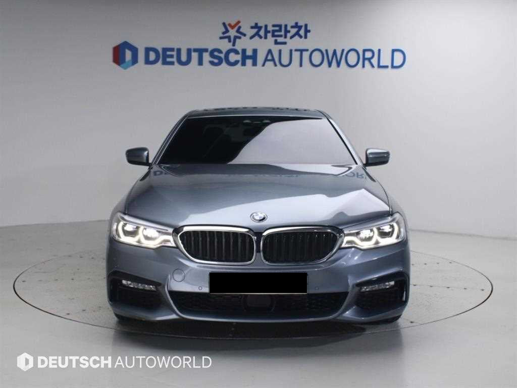 BMW 5-Series — photo 03