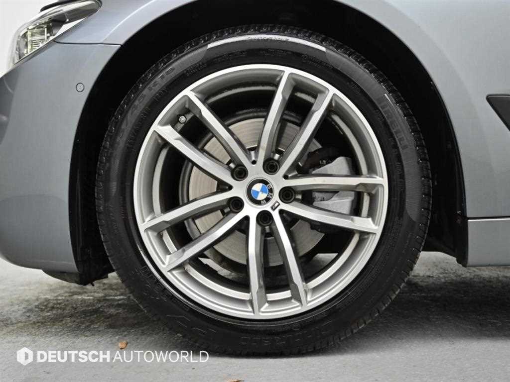 BMW 5-Series — photo 05