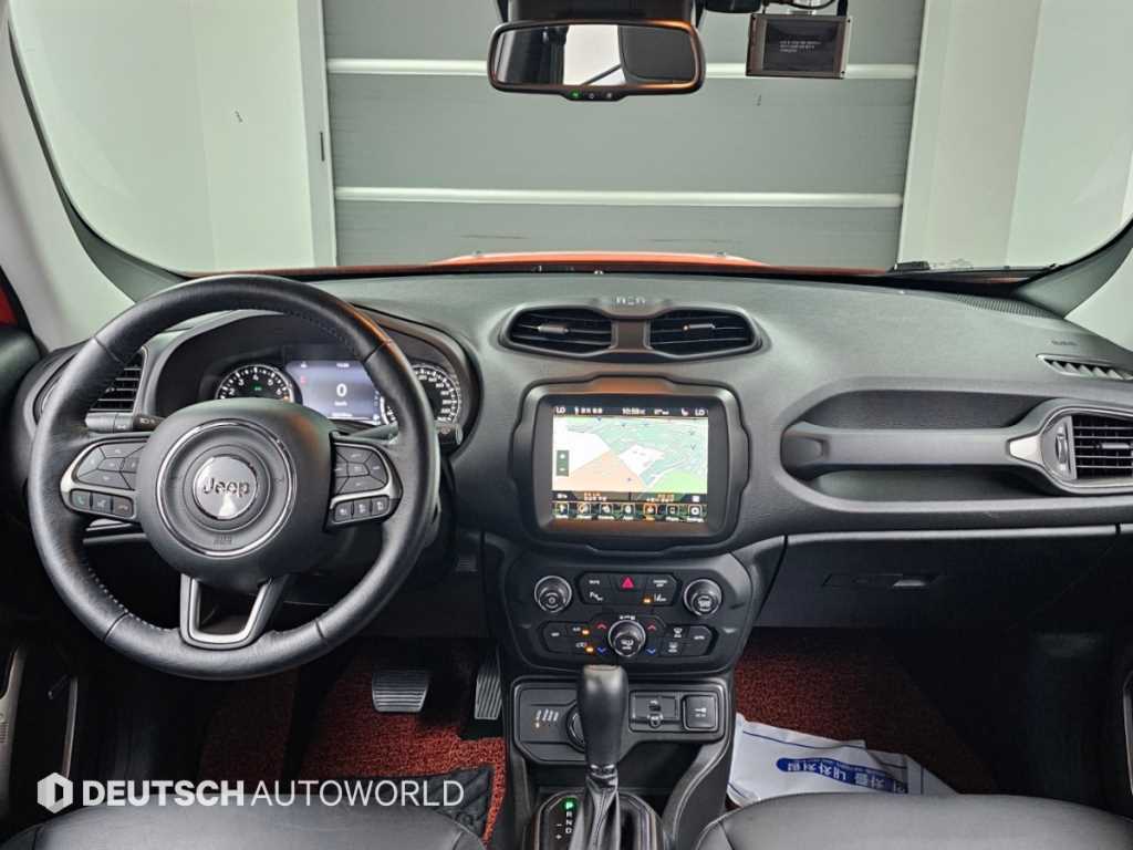 Jeep Renegade — photo 07