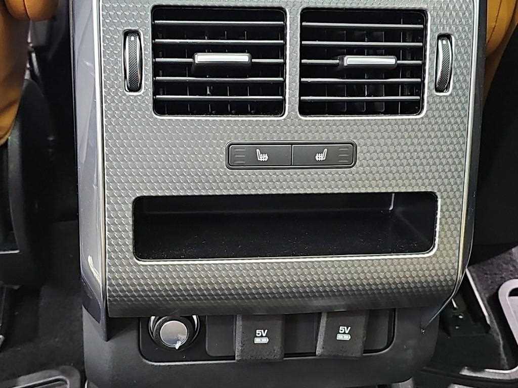 Land Rover Range Rover Sport — photo 13