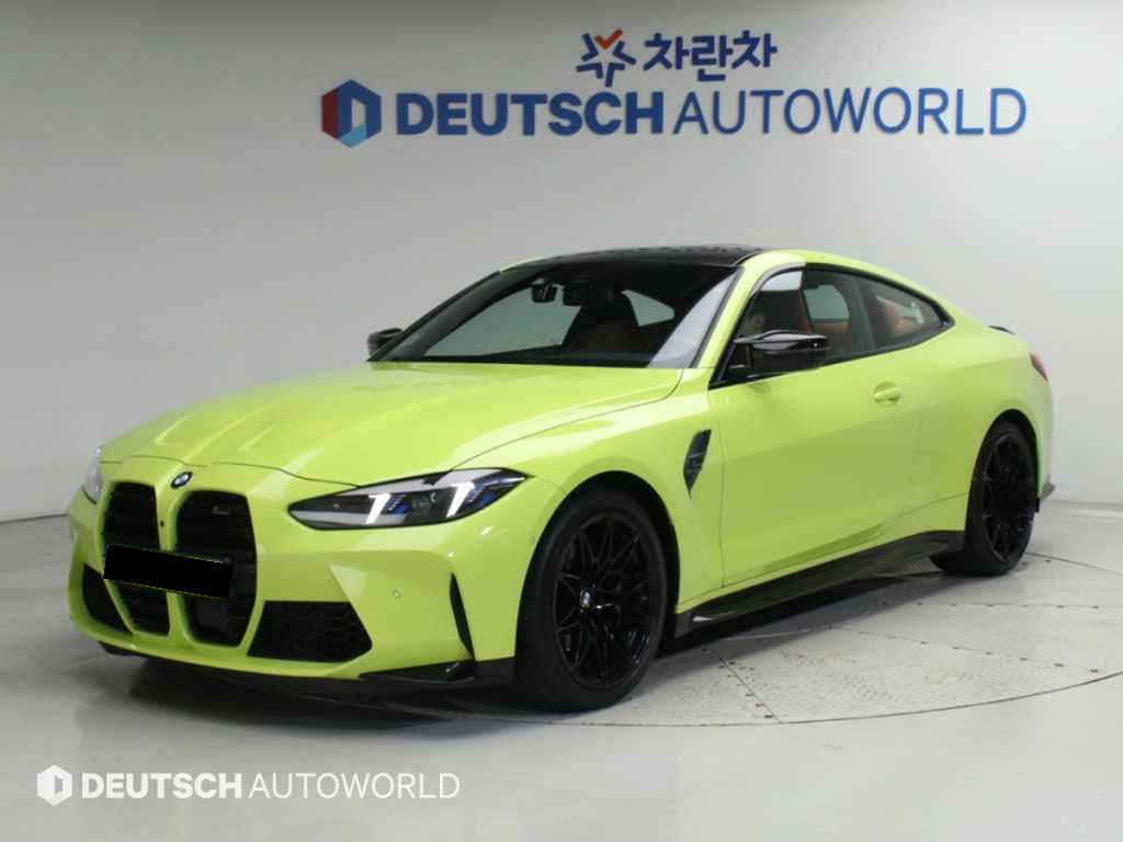 BMW M4 — photo 01