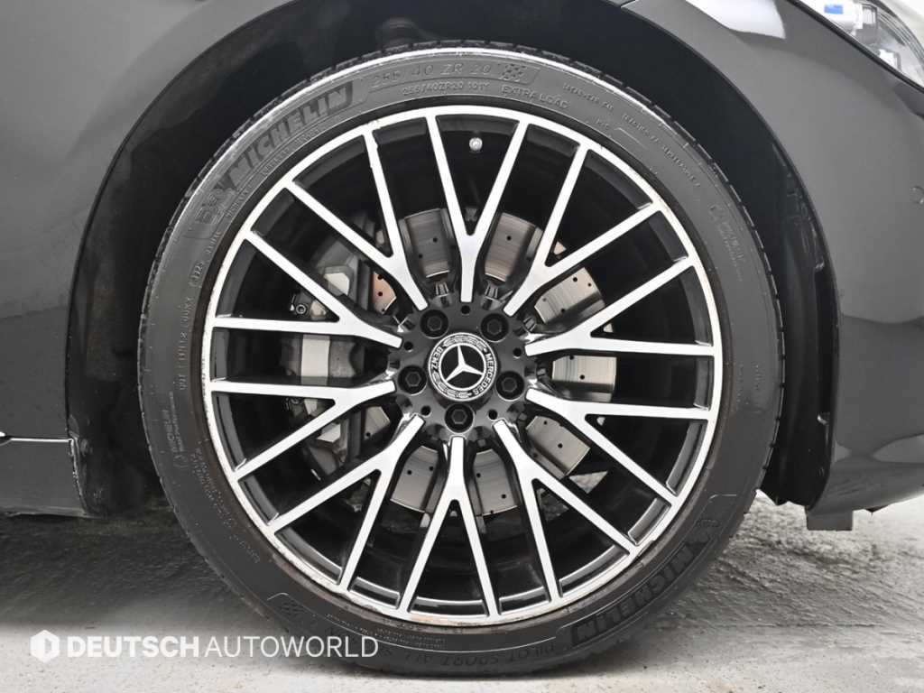 Mercedes-Benz S-Class — photo 05