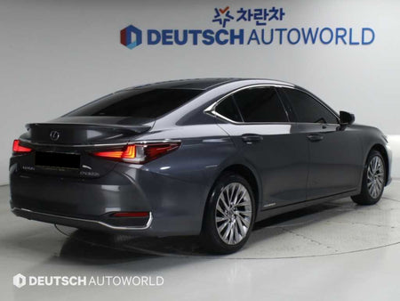 Lexus ES — photo 02