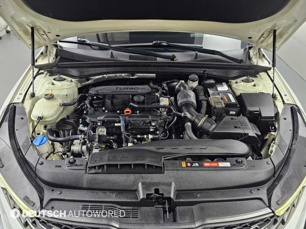Kia K5 — photo 06