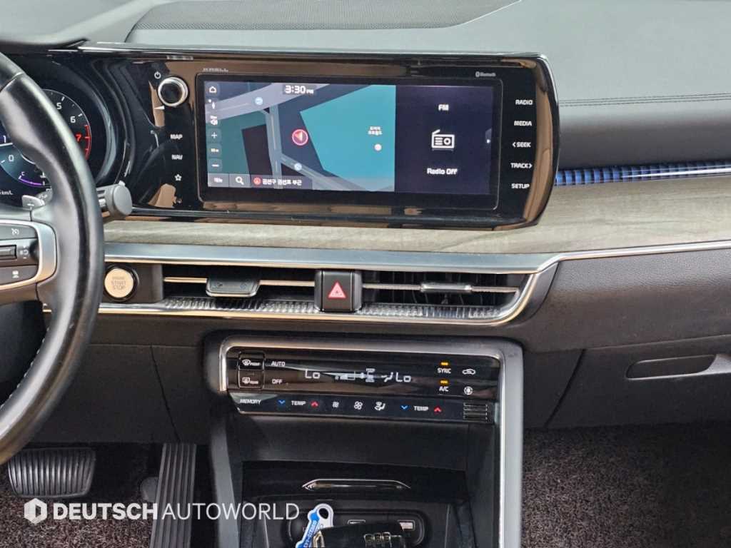 Kia K5 — photo 14