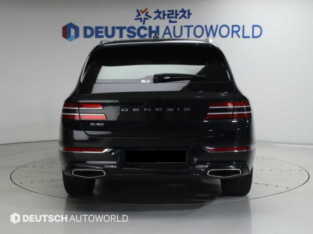 Genesis GV80 — photo 04