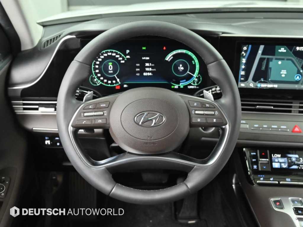 Hyundai Grandeur — photo 13
