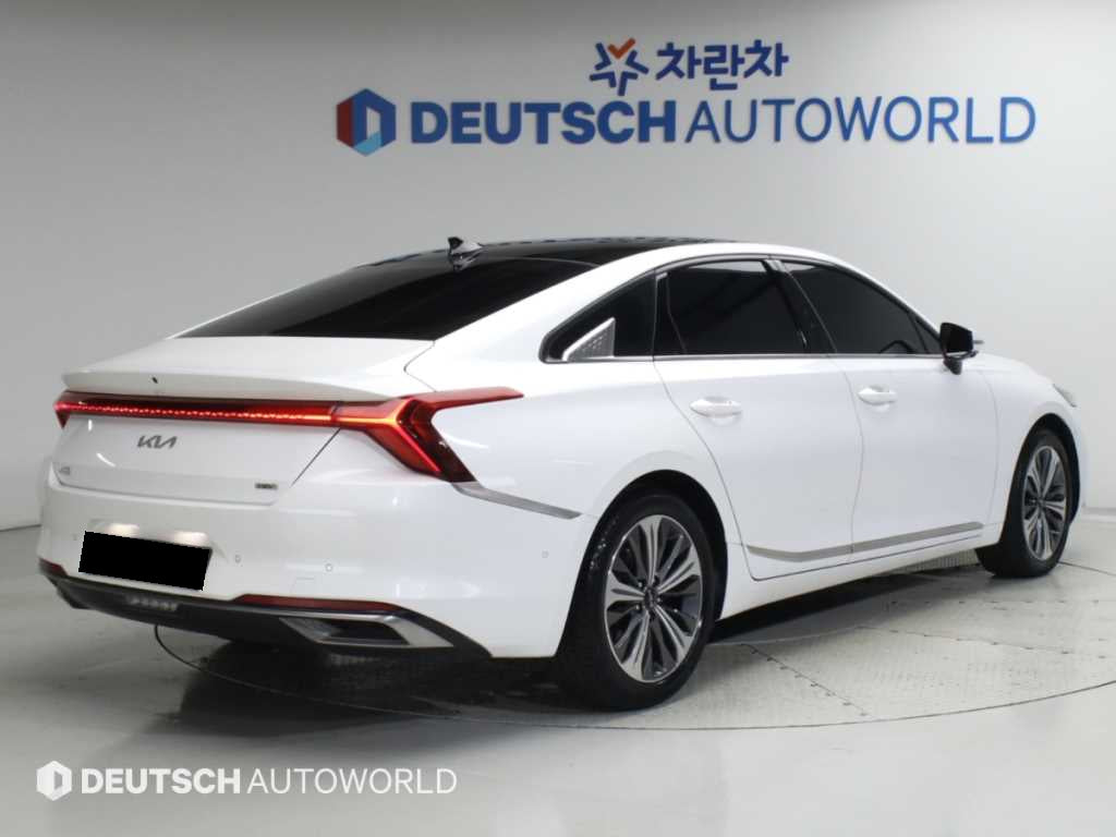 Kia K8 — photo 02