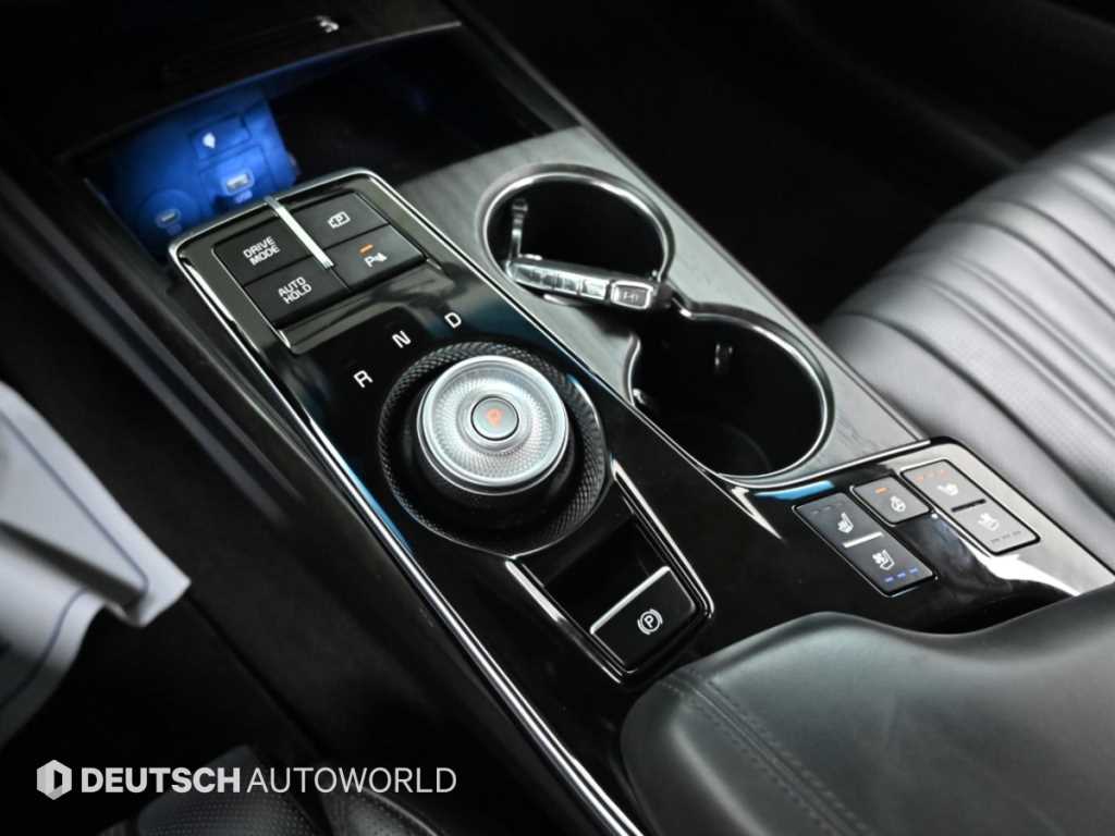 Kia K8 — photo 09