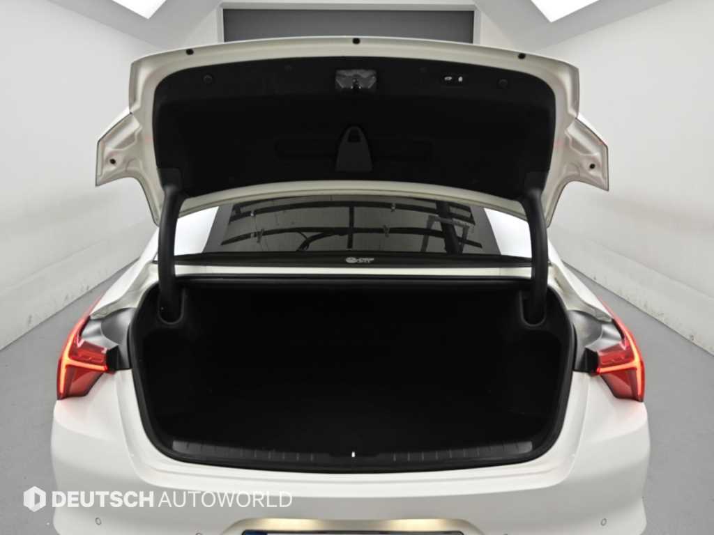 Kia K8 — photo 19