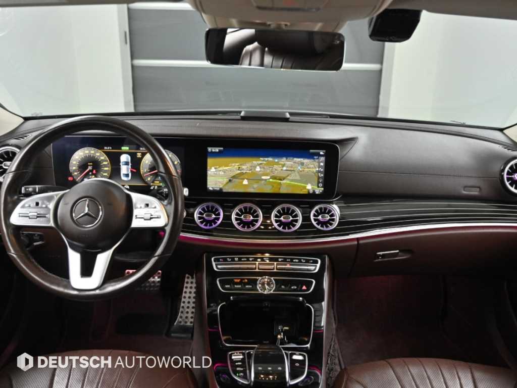 Mercedes-Benz CLS-Class — photo 01