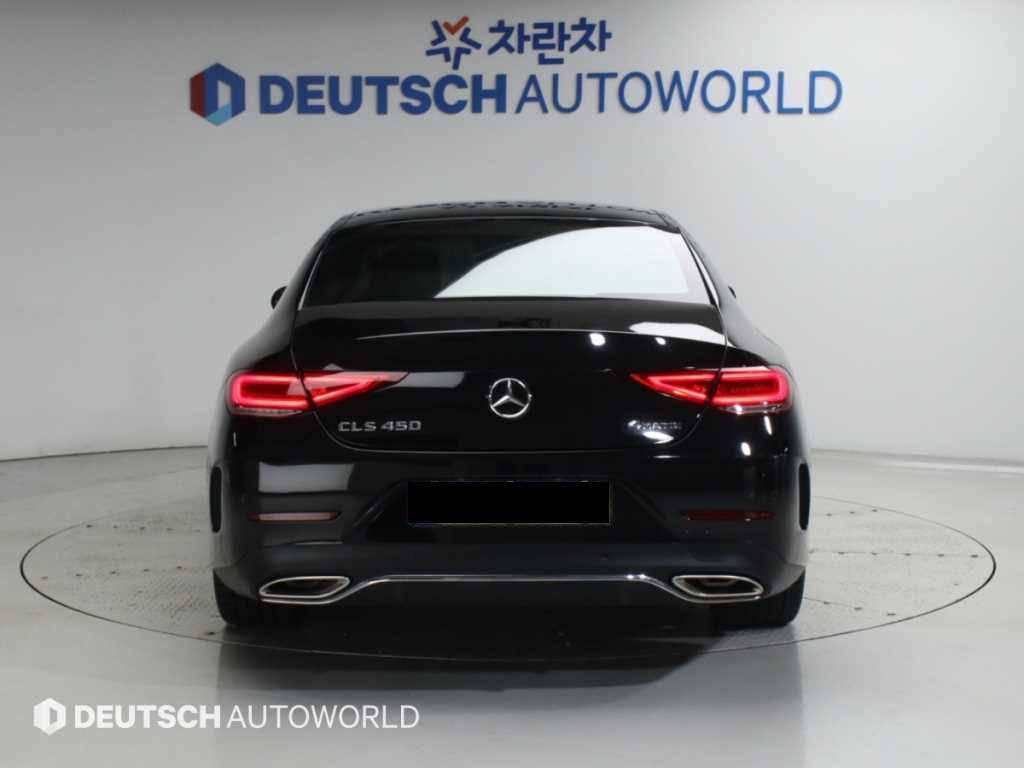 Mercedes-Benz CLS-Class — photo 05