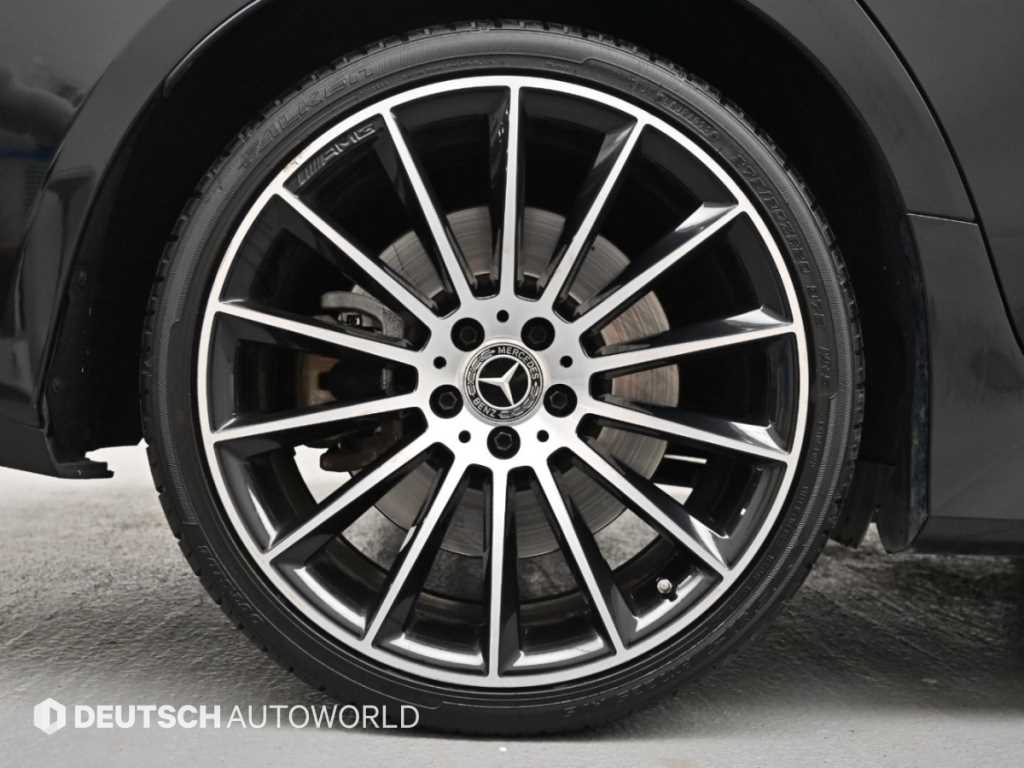 Mercedes-Benz CLS-Class — photo 06