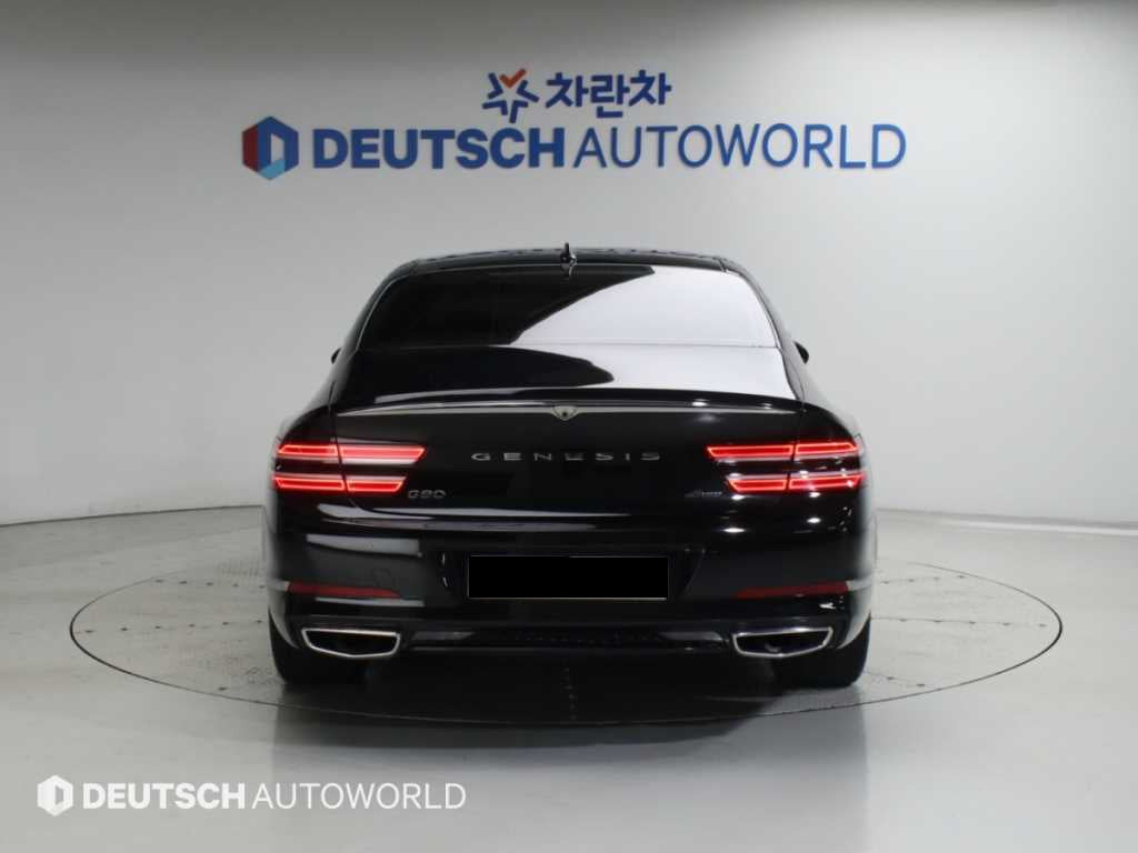 Genesis G80 — photo 04
