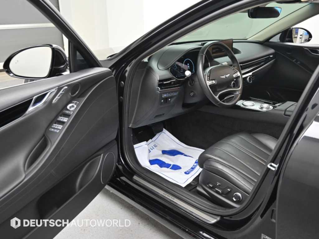 Genesis G80 — photo 11
