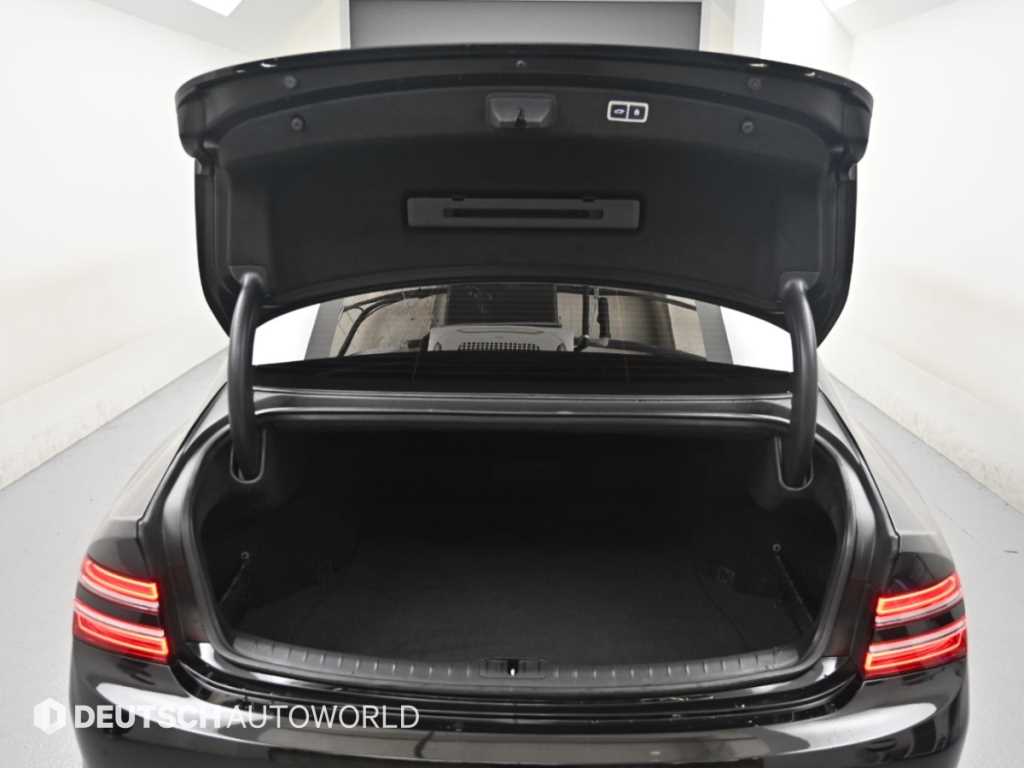 Genesis G80 — photo 19