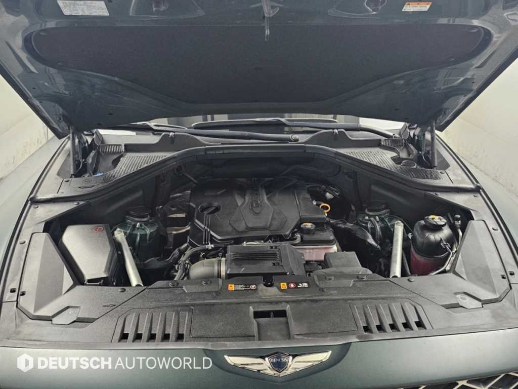 Genesis GV80 — photo 06