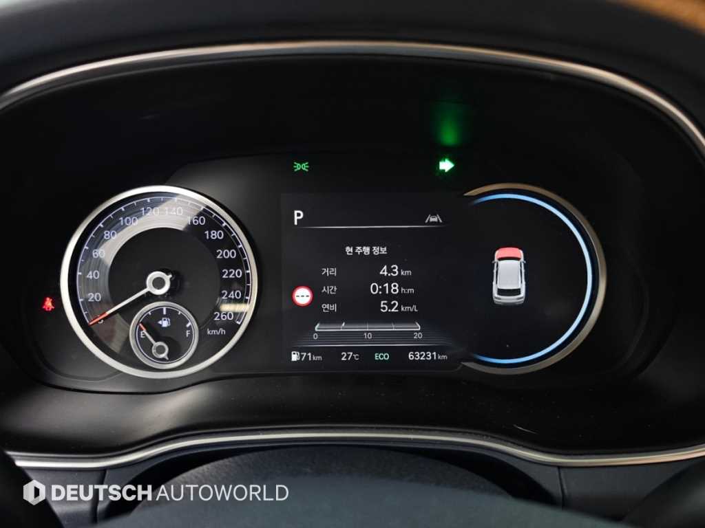 Genesis GV80 — photo 08