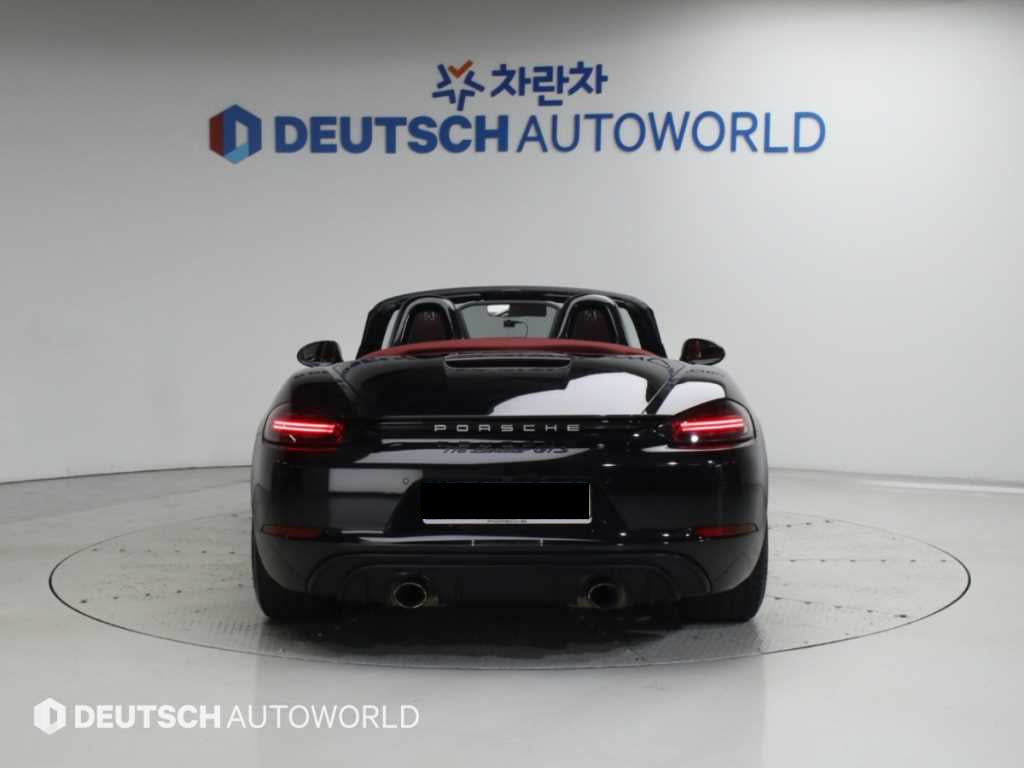 Porsche 718 — photo 04