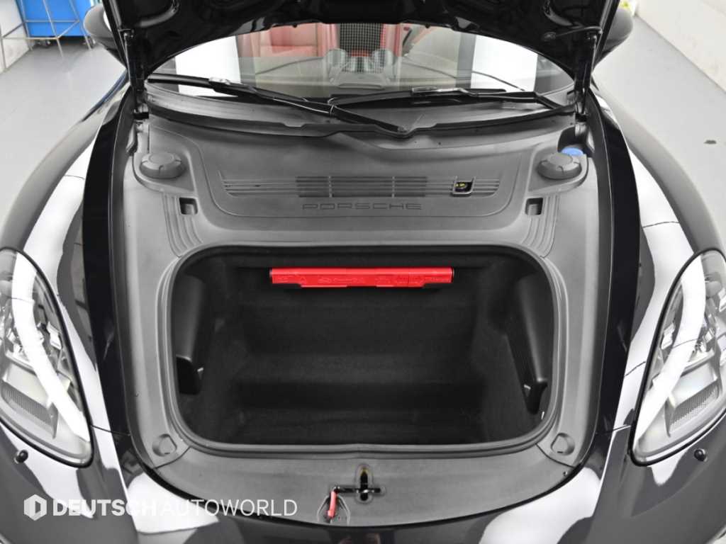 Porsche 718 — photo 06