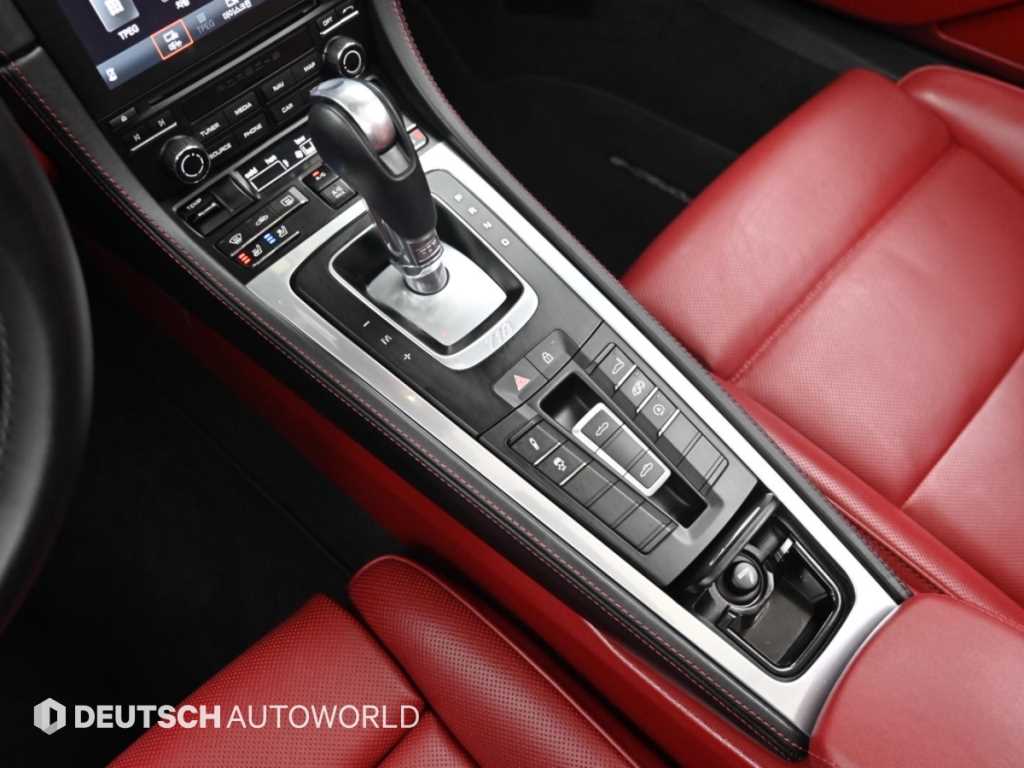 Porsche 718 — photo 09