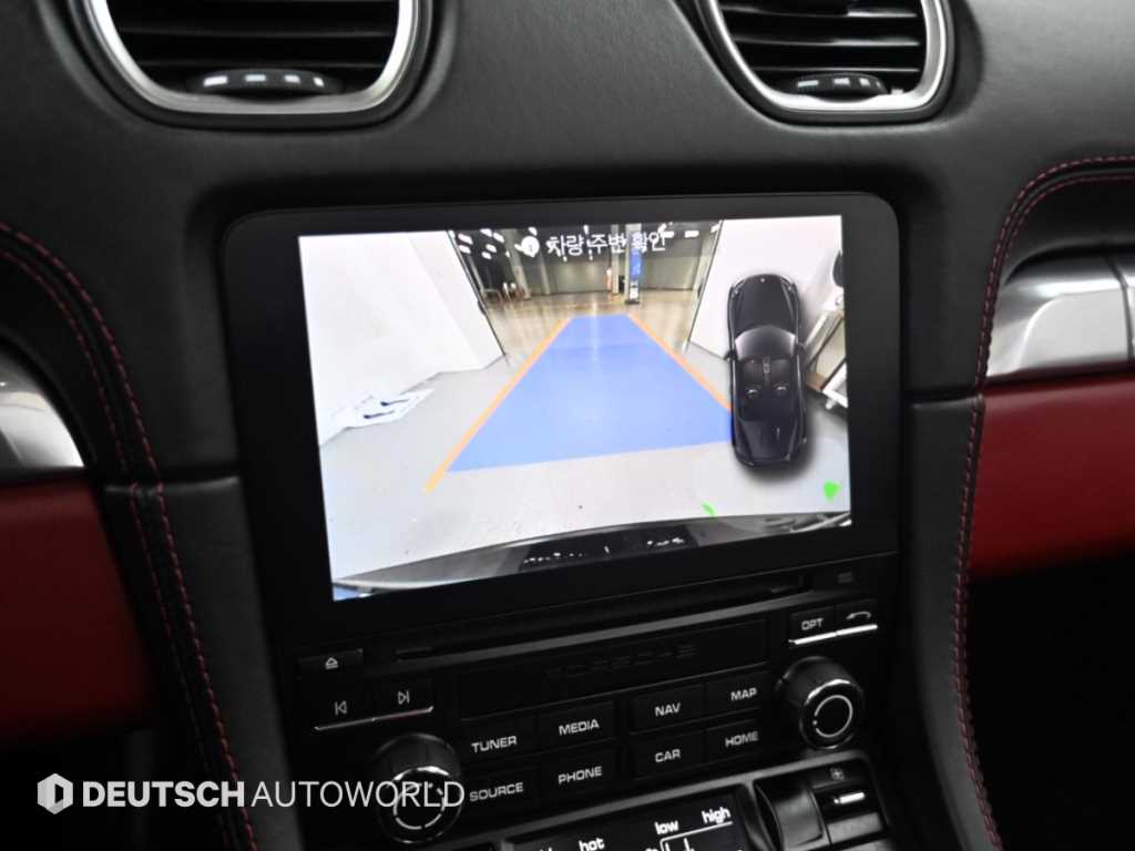 Porsche 718 — photo 15