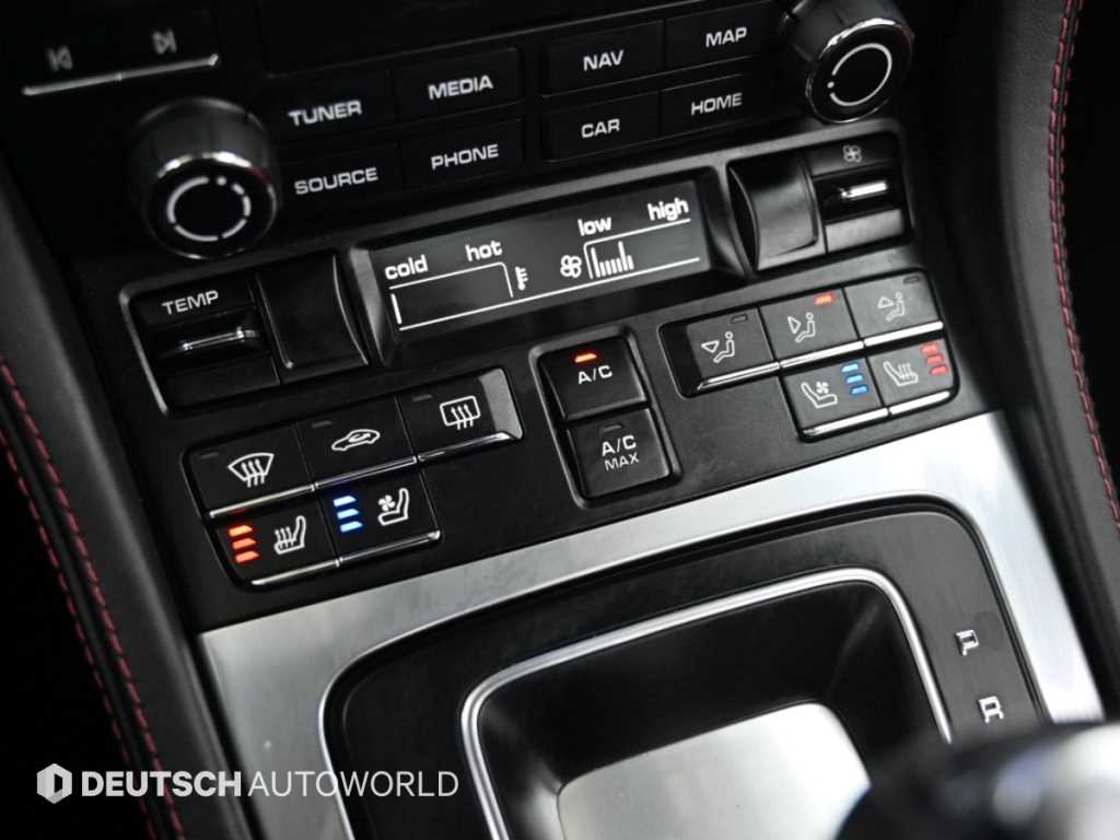 Porsche 718 — photo 17