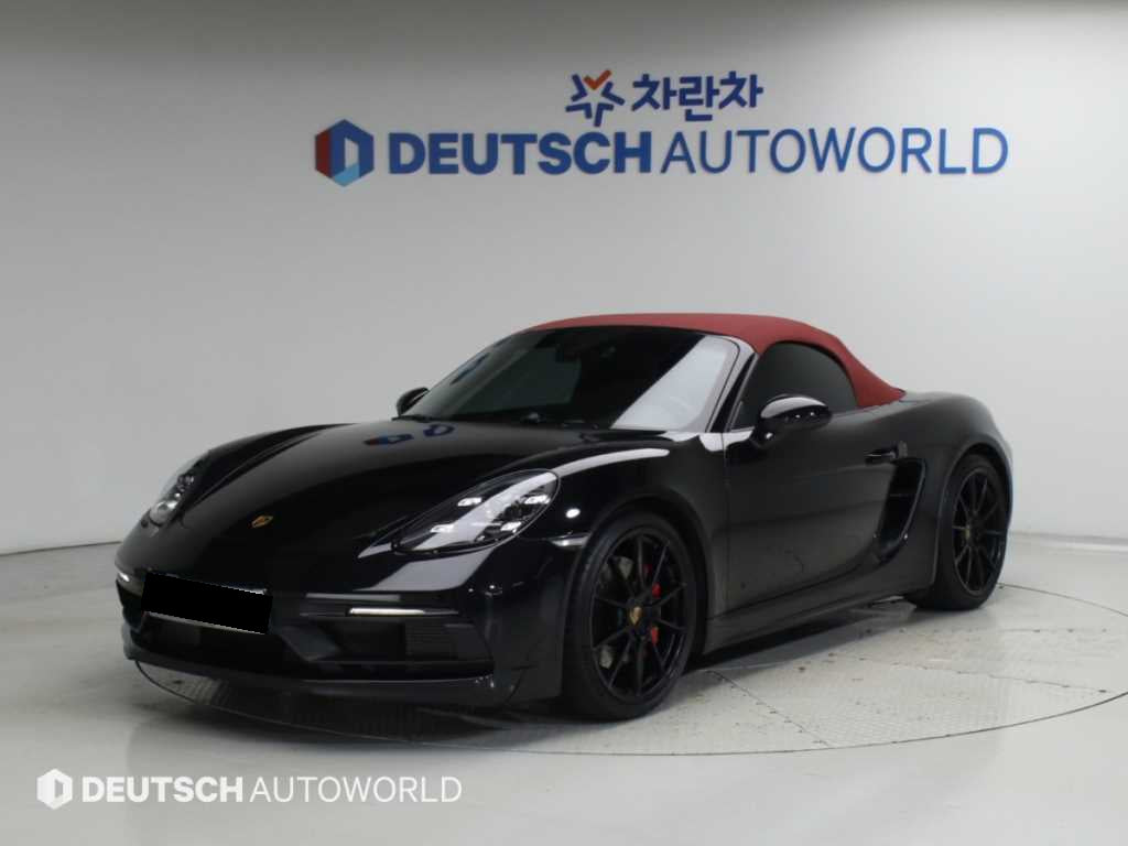Porsche 718 — photo 20