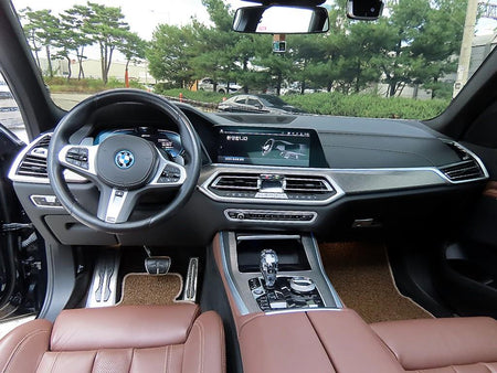 BMW X5 — photo 07