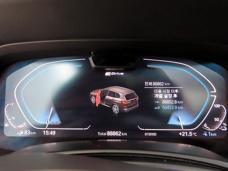BMW X5 — photo 09