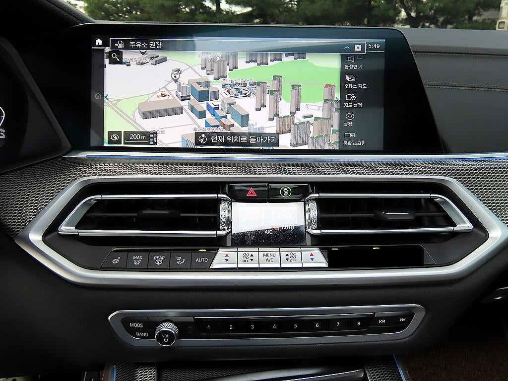 BMW X5 — photo 13