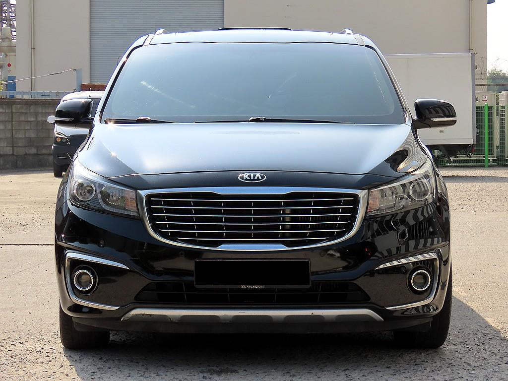 Kia Carnival — photo 01