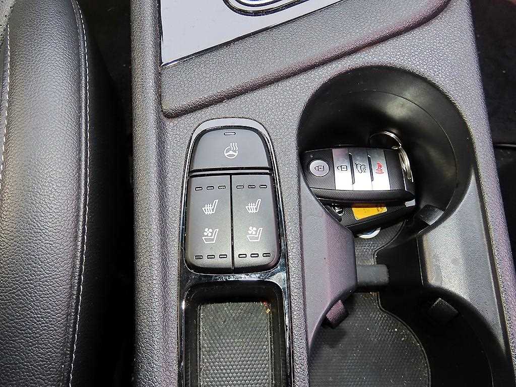 Kia Niro — photo 13