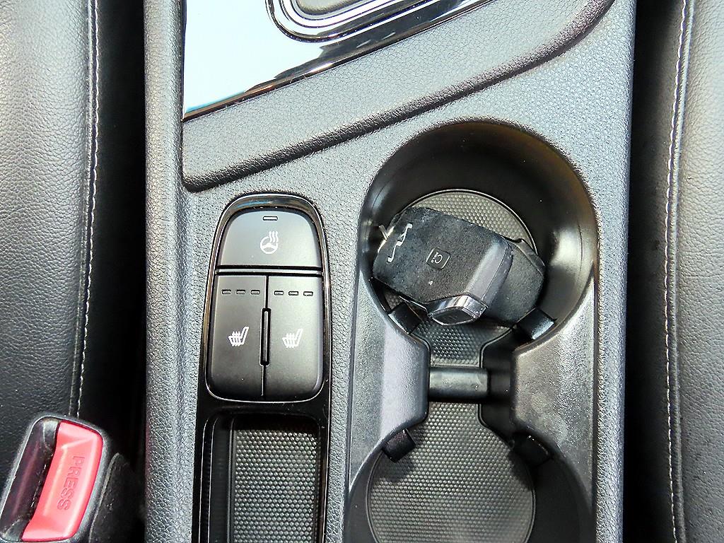 Kia Niro — photo 13