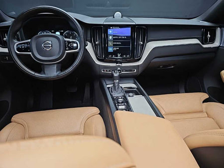 Volvo XC60 — photo 07