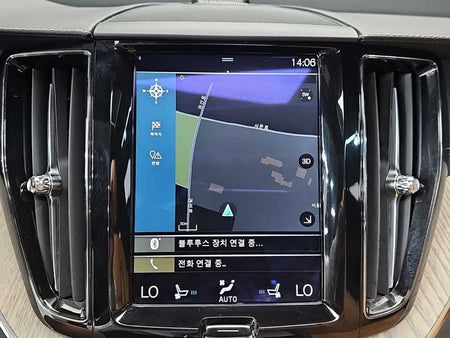Volvo XC60 — photo 15
