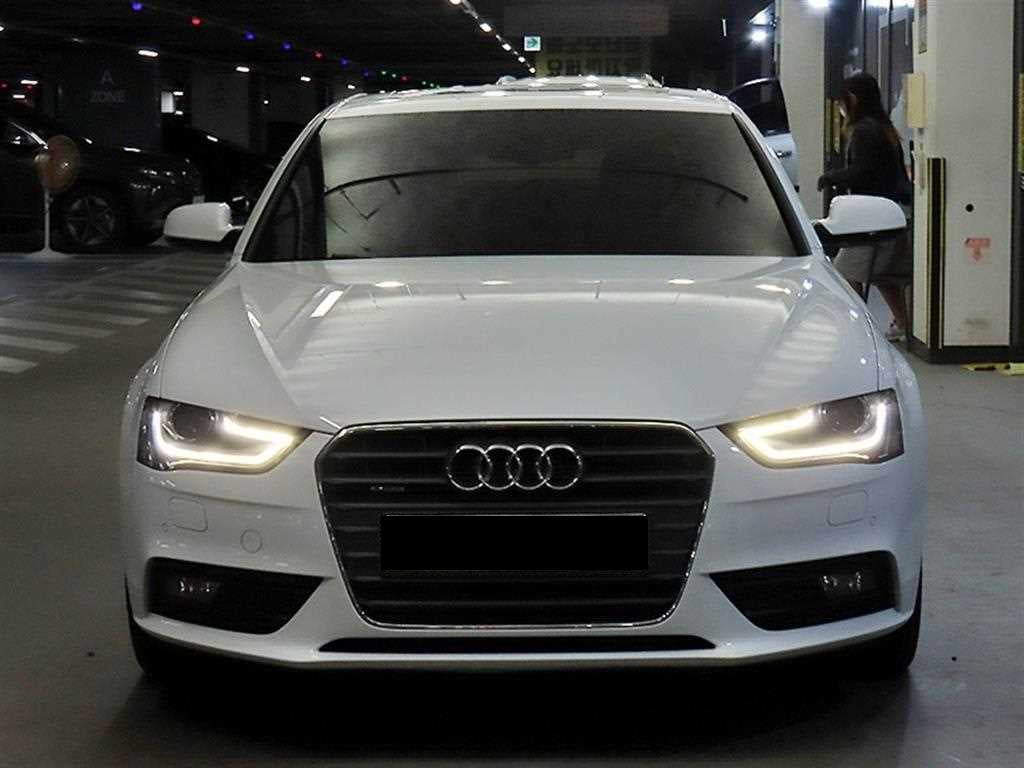 Audi A4 — photo 02