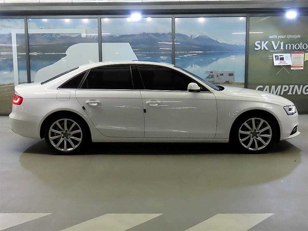 Audi A4 — photo 03