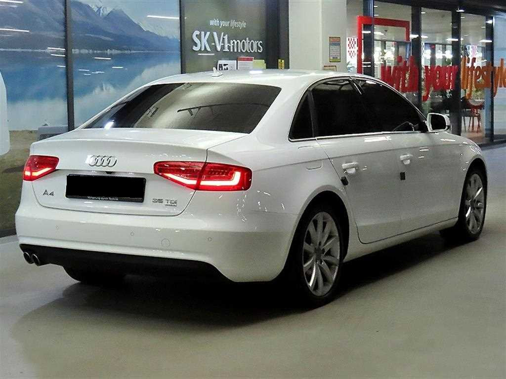 Audi A4 — photo 04