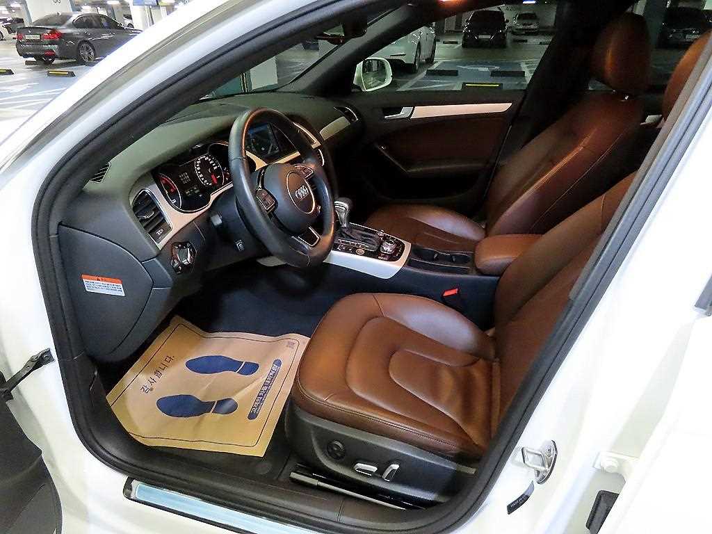 Audi A4 — photo 06
